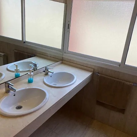 Adosado Familiar En Tamarit, Tarragona, Espana Tarragona